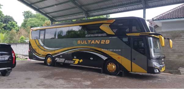 garasi bus pariwisata sultan 29